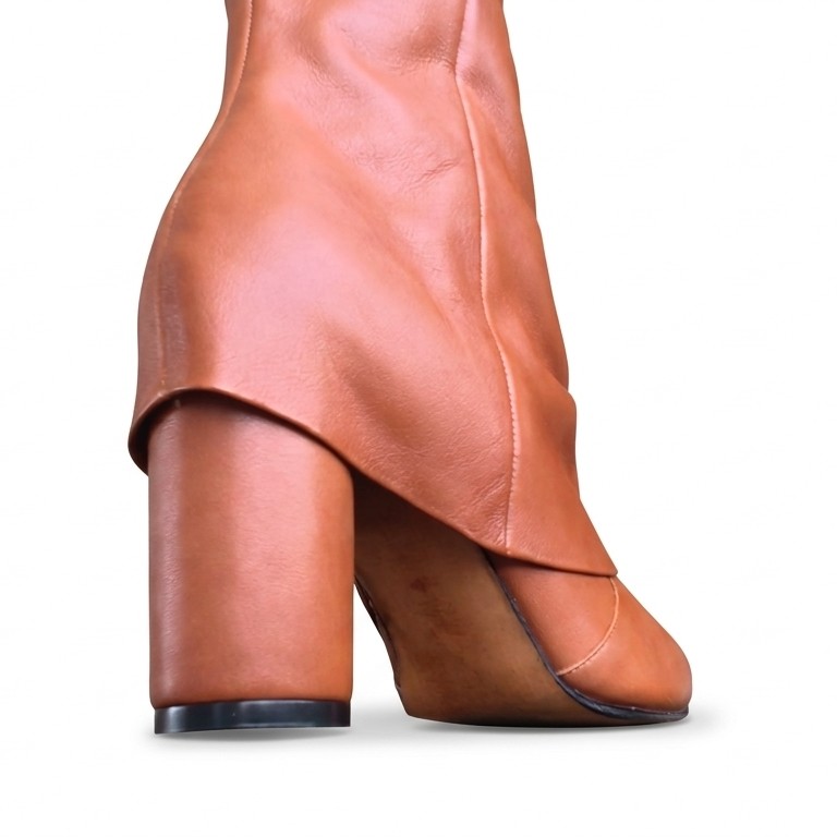 REINA, botas de cuero canela para mujer — D'Poder — miniatura 3