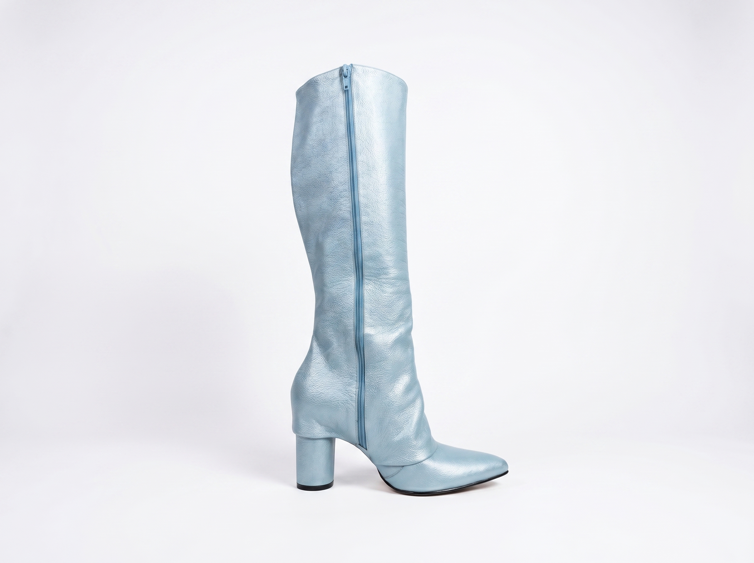 REINA - CELESTE, botas de cuero celeste para mujer — D'Poder — miniatura 2
