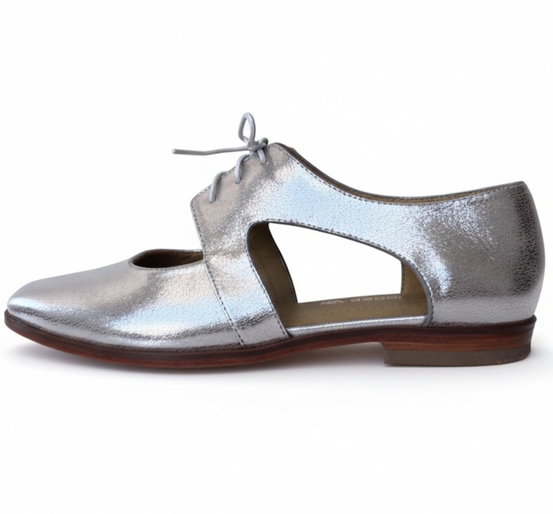 PLENILUNIO, oxford de cuero plateado para mujer — D'Poder — miniatura 3