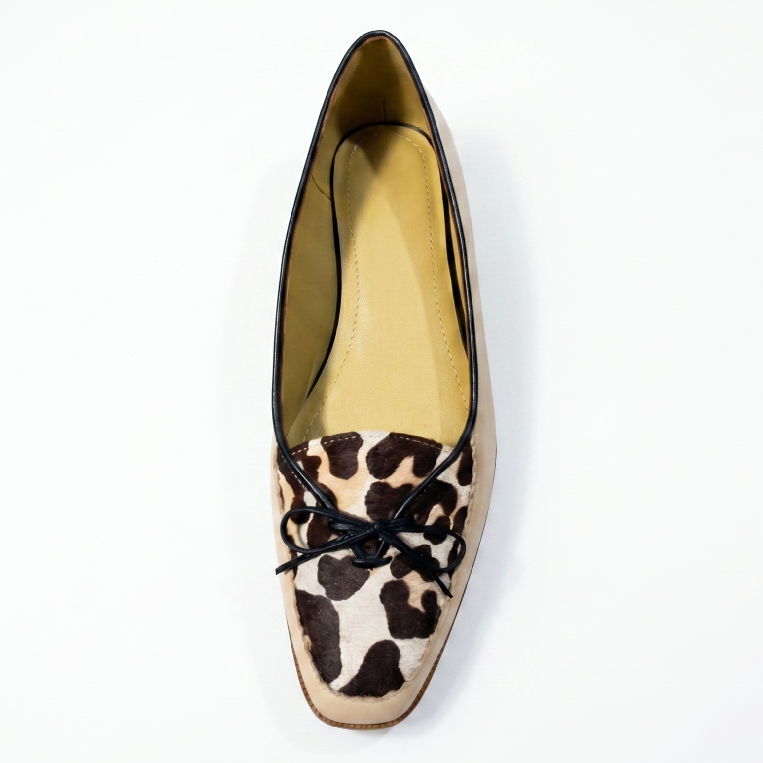 ZAIRA BEIGE, oxford de cuero beige para mujer — D'Poder — miniatura 3